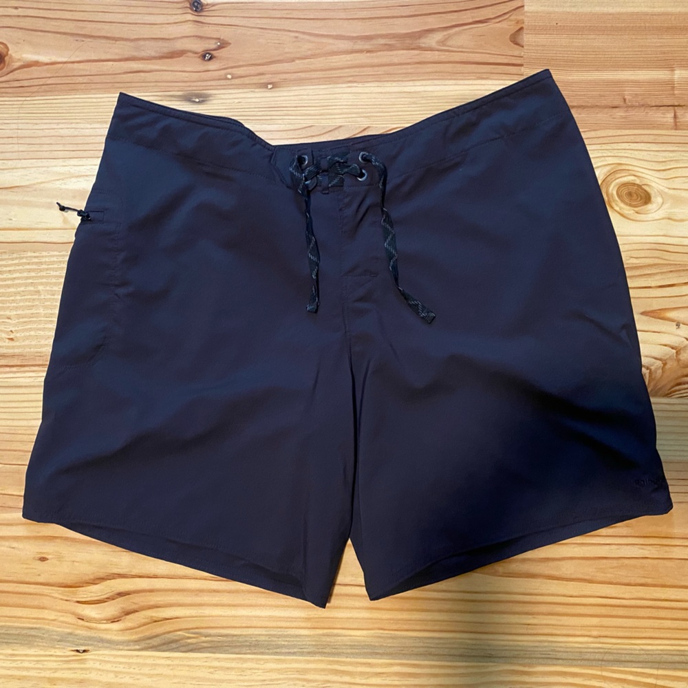 NWOT Patagonia Meridian Board Shorts Black 16